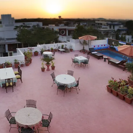 Ikaki Niwas - A Heritage Boutique Hotel-2